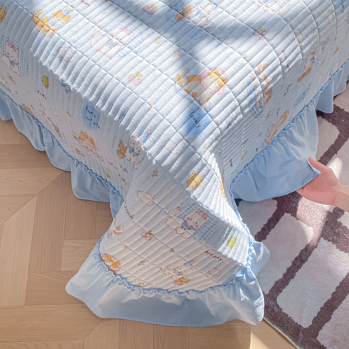 91家纺网 家纺一手货源 找家纺 眠势力 2026新款双层纱加厚夹棉云感皱皱纱大花边床单床盖三件套四季通用 海盐奶猫【皱皱纱花边床盖】