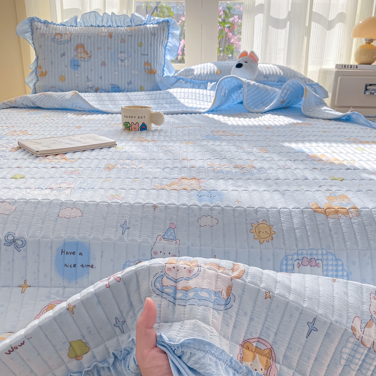 91家纺网 家纺一手货源 找家纺 眠势力 2026新款双层纱加厚夹棉云感皱皱纱大花边床单床盖三件套四季通用 海盐奶猫【皱皱纱花边床盖】