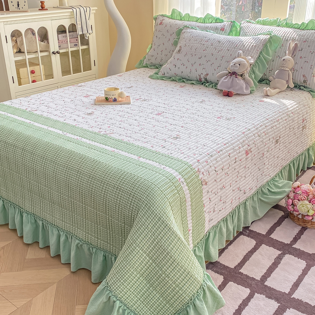 91家纺网 家纺一手货源 找家纺 眠势力 2026新款双层纱加厚夹棉云感皱皱纱大花边床单床盖三件套四季通用 青樱兔语【皱皱纱花边床盖】