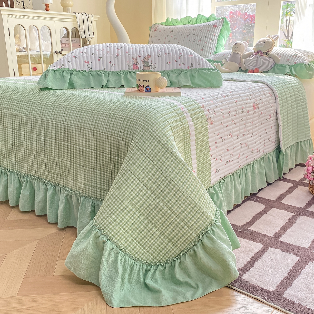 91家纺网 家纺一手货源 找家纺 眠势力 2026新款双层纱加厚夹棉云感皱皱纱大花边床单床盖三件套四季通用 青樱兔语【皱皱纱花边床盖】