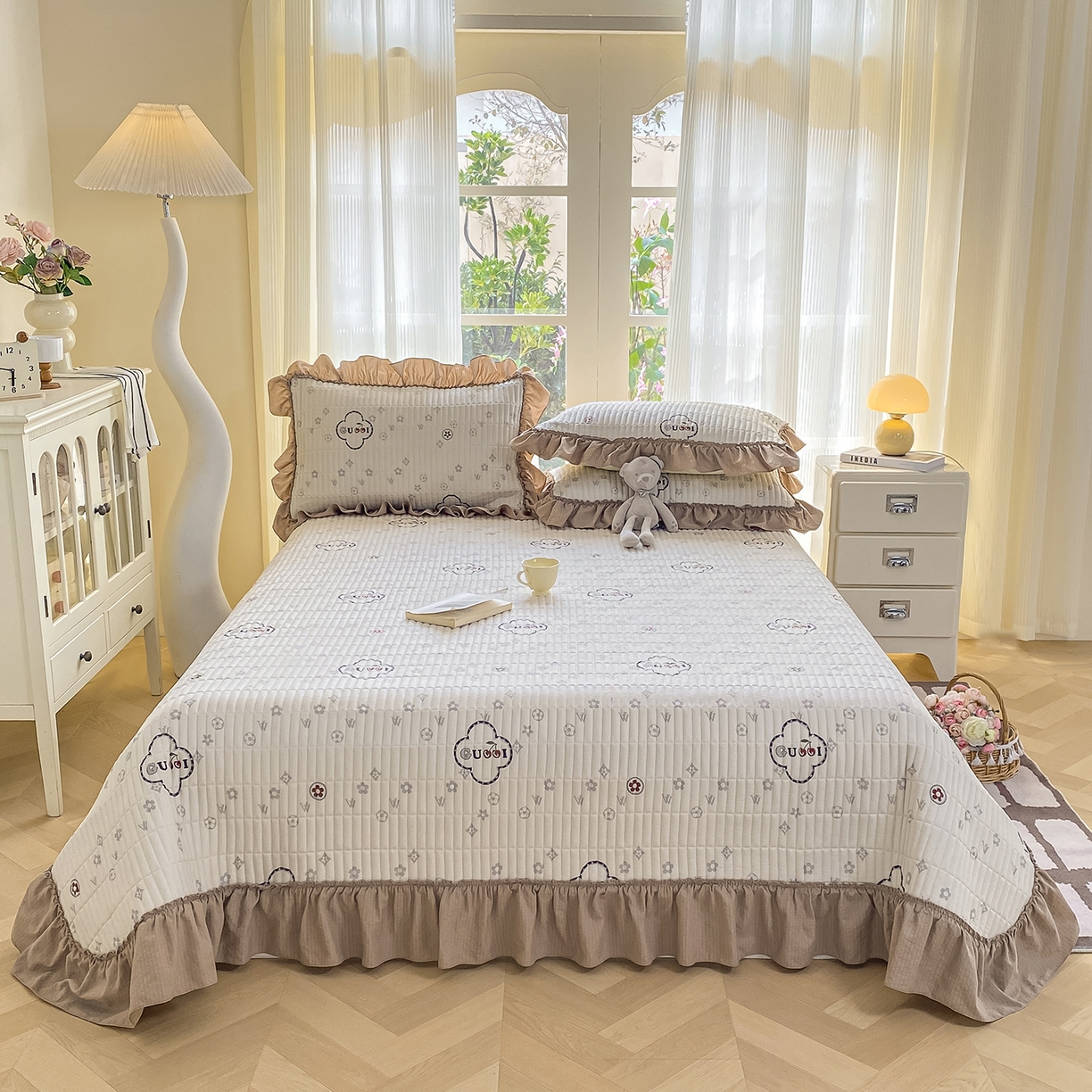 91家纺网 家纺一手货源 找家纺 眠势力 2026新款双层纱加厚夹棉云感皱皱纱大花边床单床盖三件套四季通用 向云端【皱皱纱花边床盖】