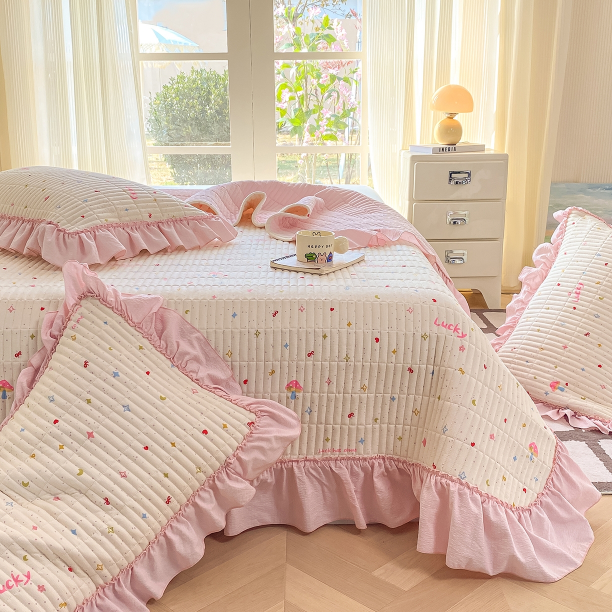 91家纺网 家纺一手货源 找家纺 眠势力 2026新款双层纱加厚夹棉云感皱皱纱大花边床单床盖三件套四季通用 星梦甜心【皱皱纱花边床盖】