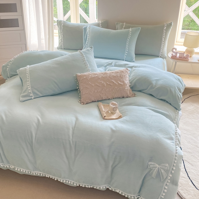 91家纺网 家纺一手货源 找家纺 （总）七七家纺 2026新款亲肤舒适小毛球牛奶绒四件套