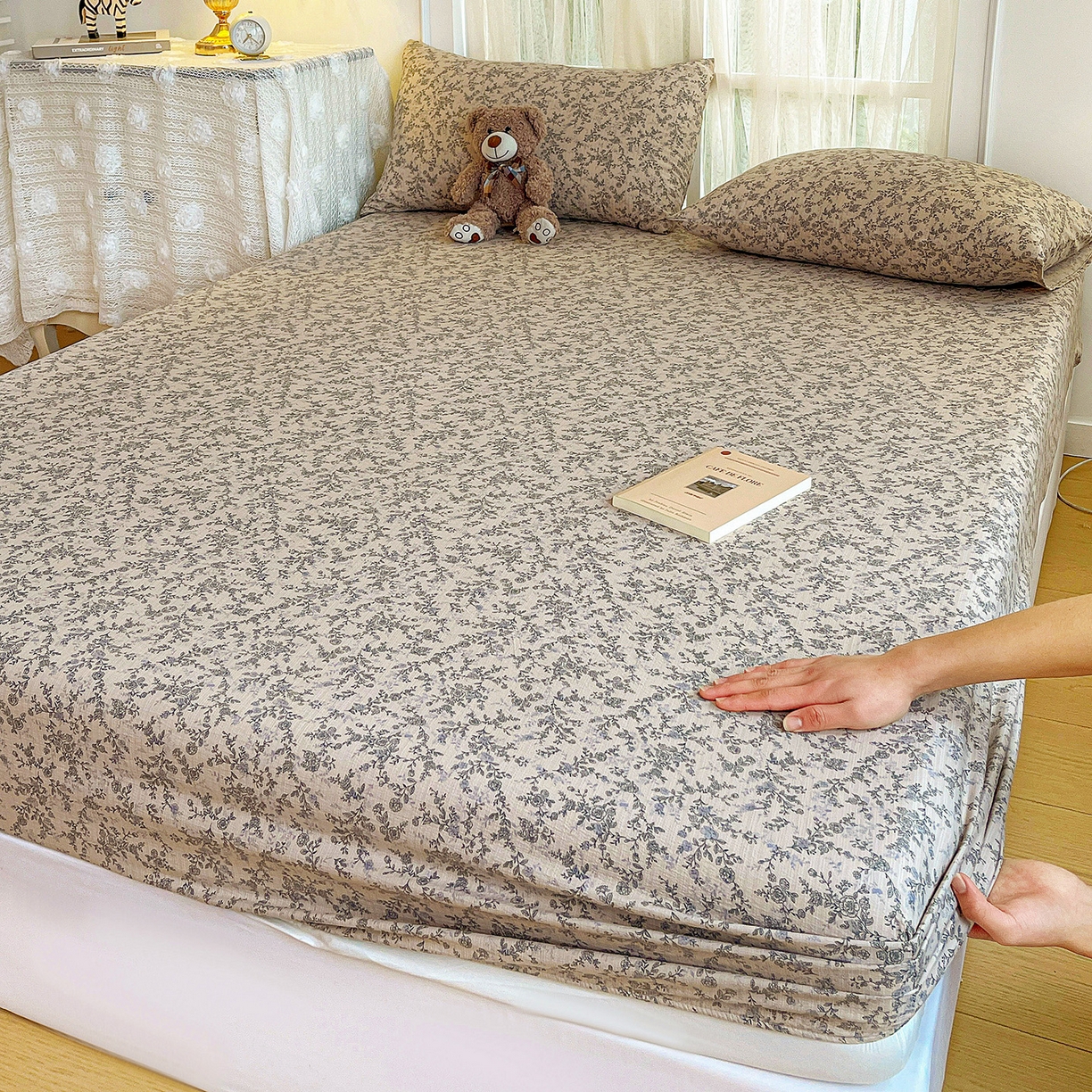 91家纺网 家纺一手货源 找家纺 （总）纽缦家纺 2026春夏新款云感提花双层纱单床笠 床笠单件