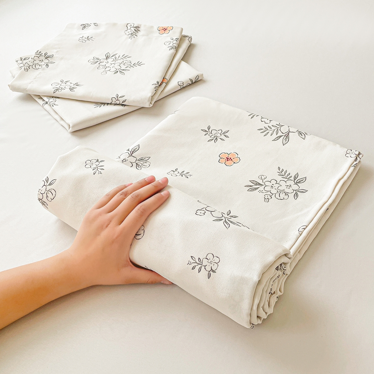 91家纺网 家纺一手货源 找家纺 纽缦家纺 2026新款舒适透气细沙卡通印花老粗布床单凉席席子 望夏花艺-米