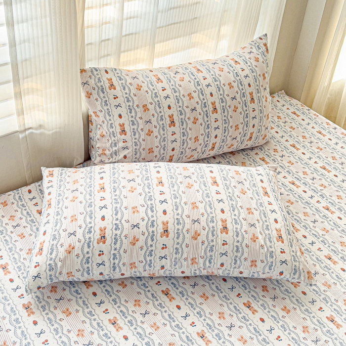 91家纺网 家纺一手货源 找家纺 纽缦家纺 2026春夏新款云感提花双层纱单床笠 床笠单件 他和她的兔