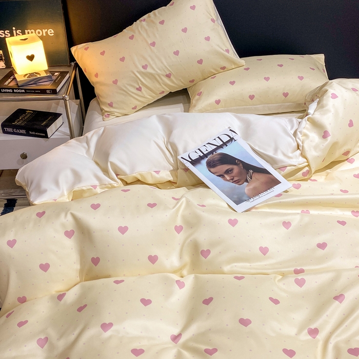 91家纺网 家纺一手货源 找家纺 （总）七七家纺 2026新款爱心系列高克重数码印花水洗真丝四件套