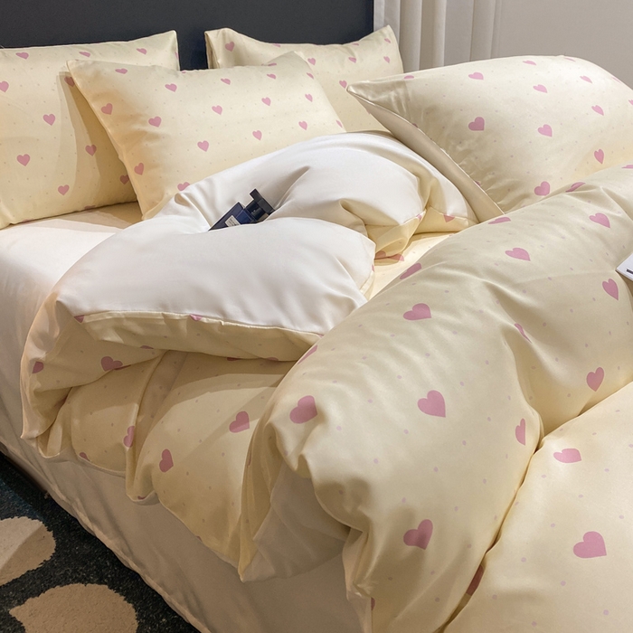 91家纺网 家纺一手货源 找家纺 （总）七七家纺 2026新款爱心系列高克重数码印花水洗真丝四件套