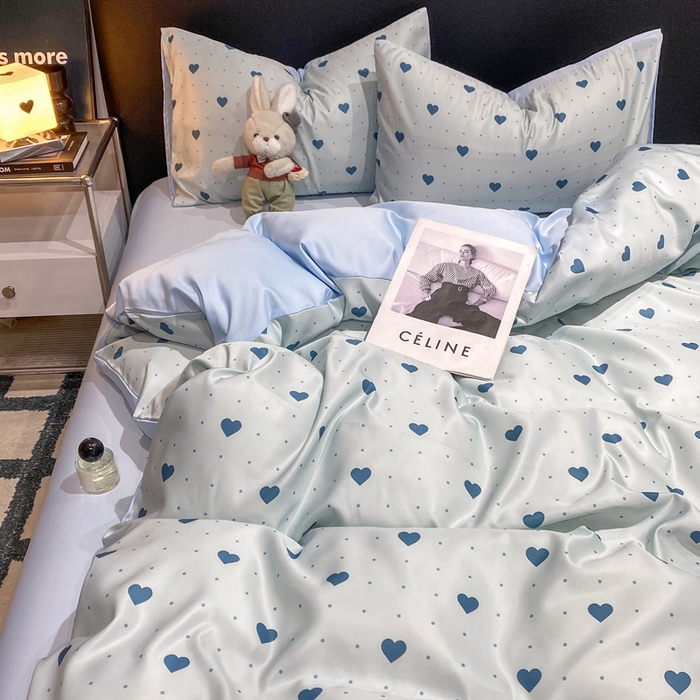 91家纺网 家纺一手货源 找家纺 七七家纺 2026新款爱心系列高克重数码印花水洗真丝四件套 爱心-蓝