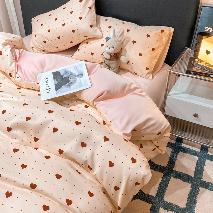 91家纺网 家纺一手货源 找家纺 七七家纺 2026新款爱心系列高克重数码印花水洗真丝四件套 爱心-粉