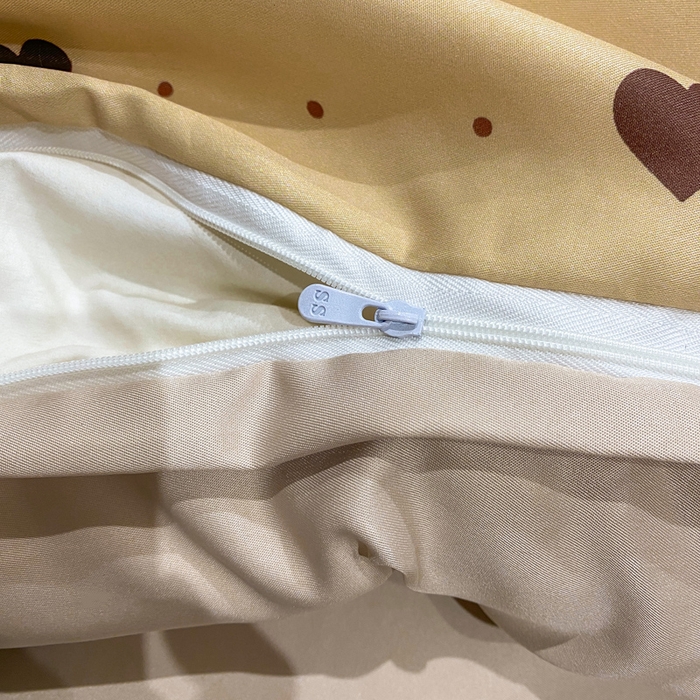 91家纺网 家纺一手货源 找家纺 七七家纺 2026新款爱心系列高克重数码印花水洗真丝四件套 爱心-咖