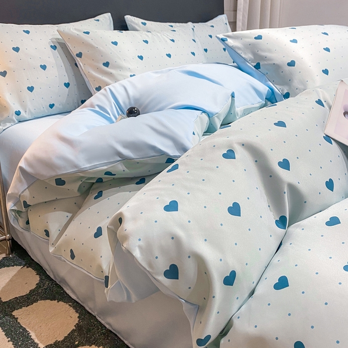 91家纺网 家纺一手货源 找家纺 七七家纺 2026新款爱心系列高克重数码印花水洗真丝四件套 爱心-蓝