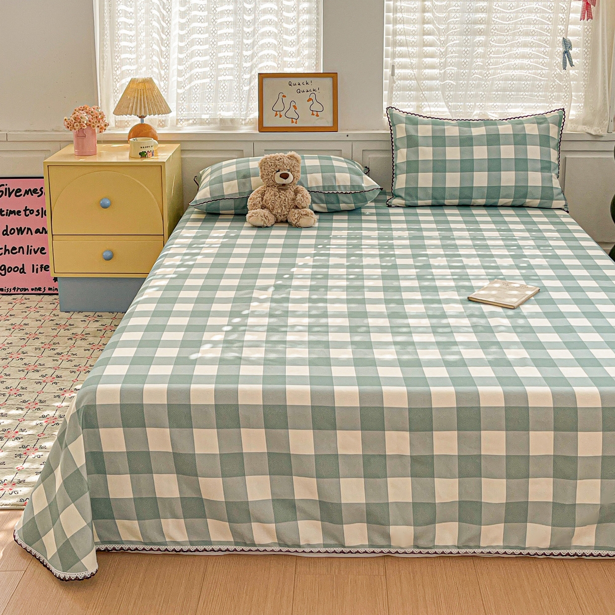 91家纺网 家纺一手货源 找家纺 纽缦家纺 2026新款舒适透气细沙卡通印花花边老粗布床单凉席席子 格子世界-绿