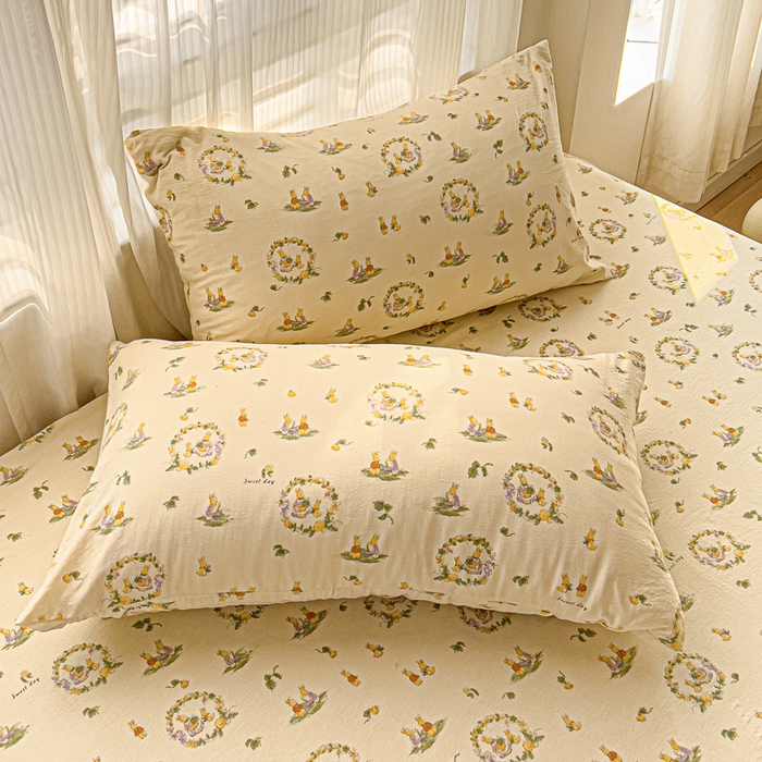 91家纺网 家纺一手货源 找家纺 纽缦家纺 2026春夏新款云感提花双层纱单床笠 床笠单件 兔子的欢喜