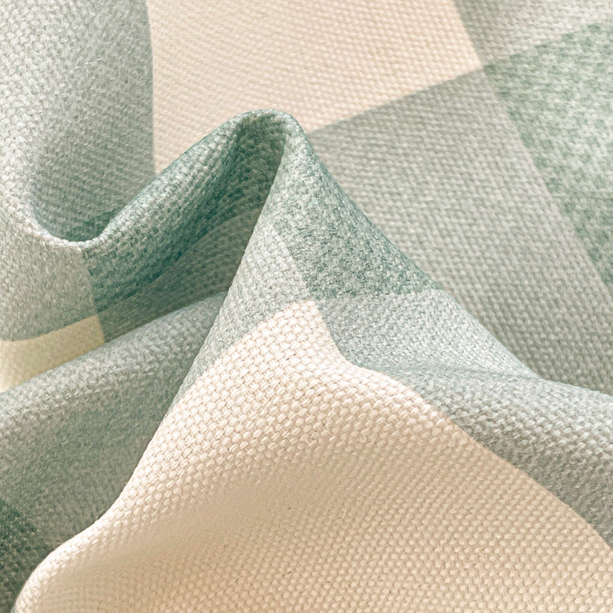 91家纺网 家纺一手货源 找家纺 纽缦家纺 2026新款舒适透气细沙卡通印花花边老粗布床单凉席席子 格子世界-绿