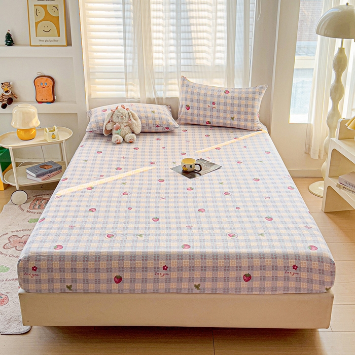 91家纺网 家纺一手货源 找家纺 纽缦家纺 2026春夏新款云感提花双层纱单床笠 床笠单件 有草莓的地方