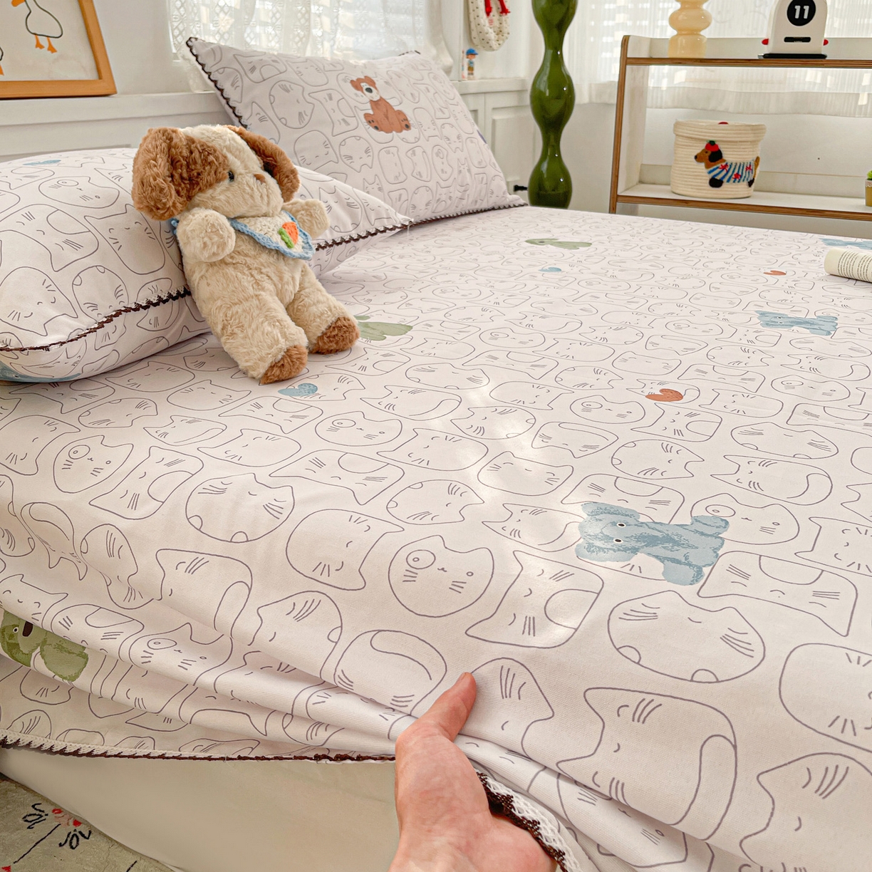 91家纺网 家纺一手货源 找家纺 纽缦家纺 2026新款舒适透气细沙卡通印花花边老粗布床单凉席席子 卡洛熊-灰