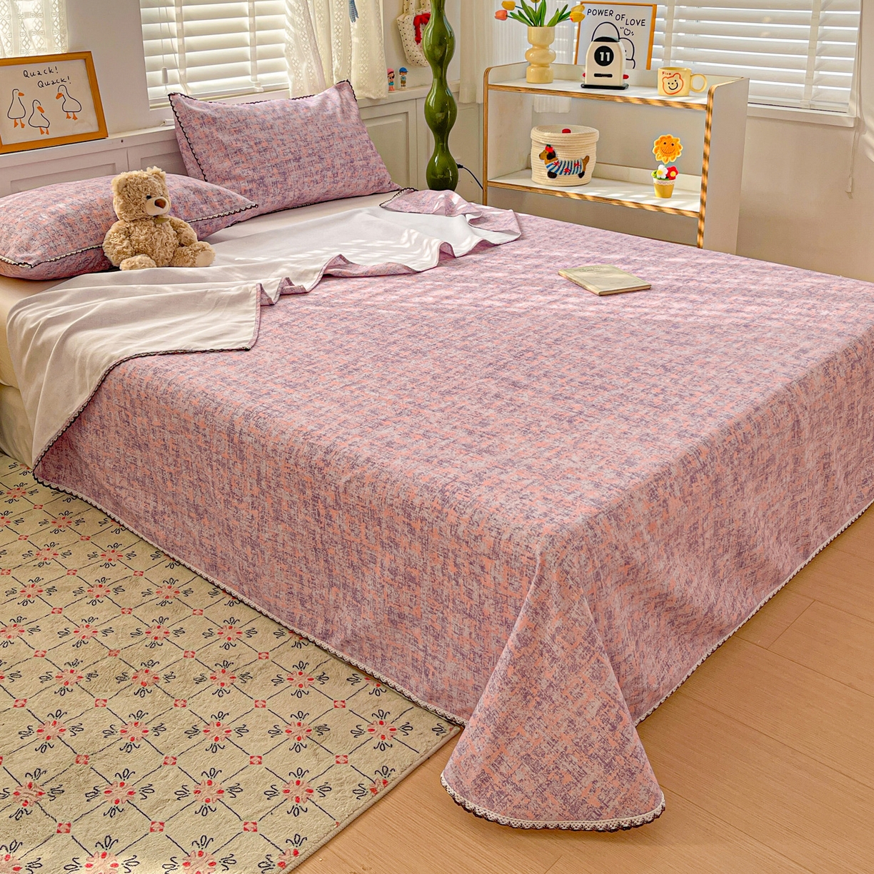 91家纺网 家纺一手货源 找家纺 纽缦家纺 2026新款舒适透气细沙卡通印花花边老粗布床单凉席席子 洛文-紫