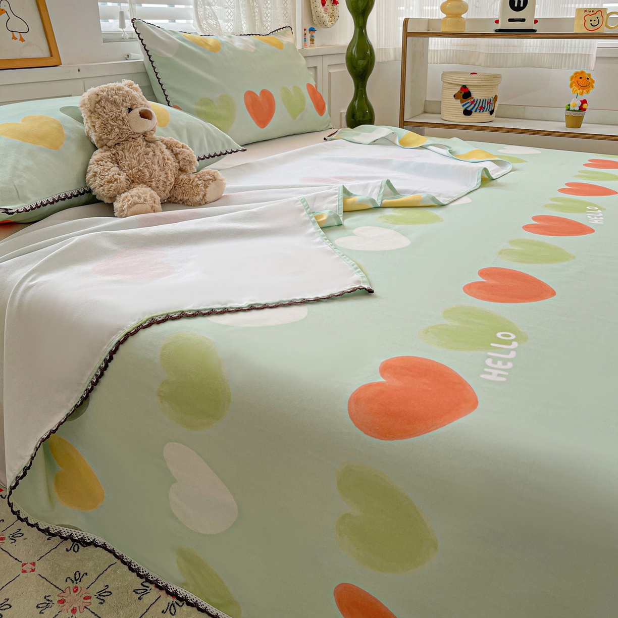 91家纺网 家纺一手货源 找家纺 纽缦家纺 2026新款舒适透气细沙卡通印花花边老粗布床单凉席席子 玛卡爱心-绿
