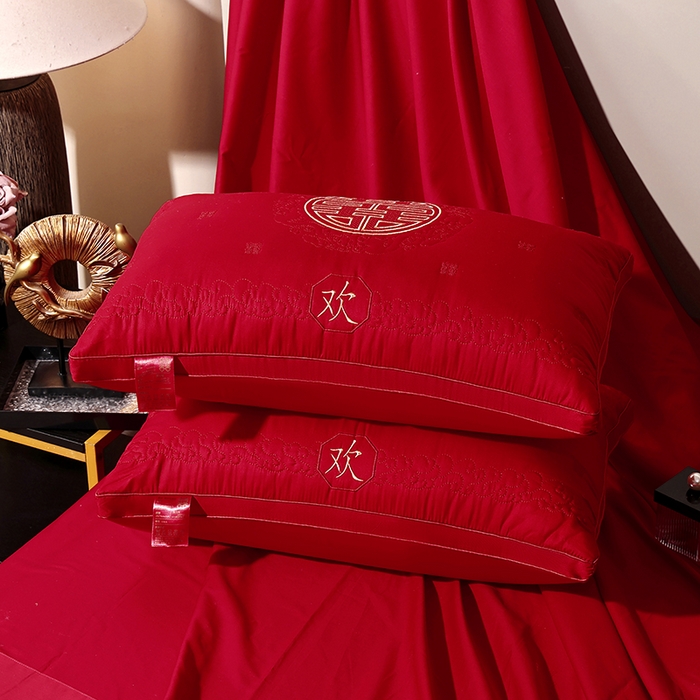 91家纺网 家纺一手货源 找家纺 （总）糖果枕芯 2026新款婚庆结婚大红枕芯喜庆婚庆新人新娘新郎结婚专用枕芯