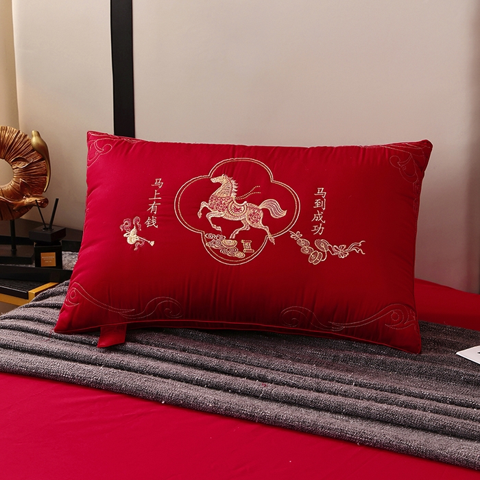 糖果枕芯 2026新款婚庆结婚大红枕芯喜庆婚庆新人新娘新郎结婚专用枕芯 马上有钱
