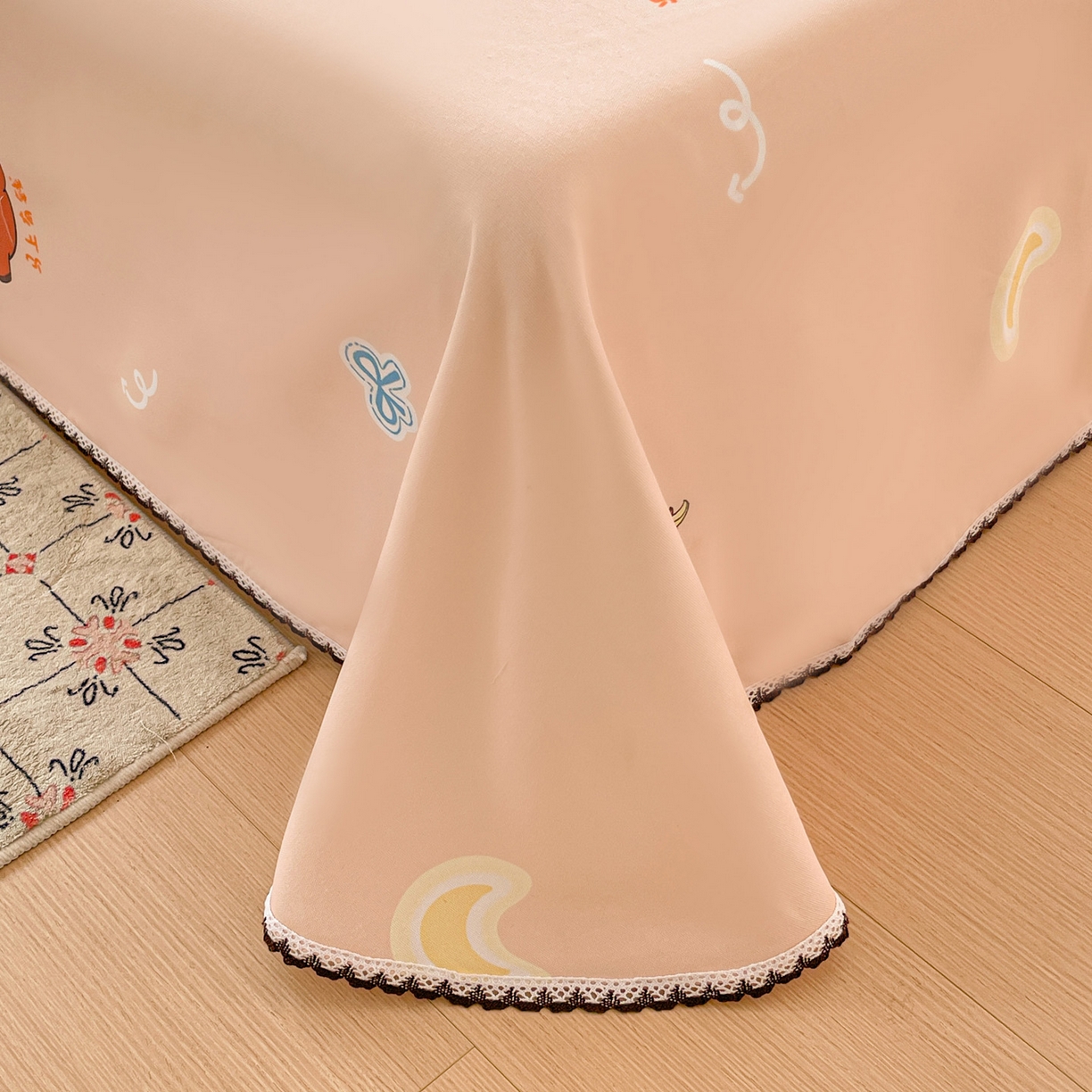 91家纺网 家纺一手货源 找家纺 纽缦家纺 2026新款舒适透气细沙卡通印花花边老粗布床单凉席席子 七彩小马-桔