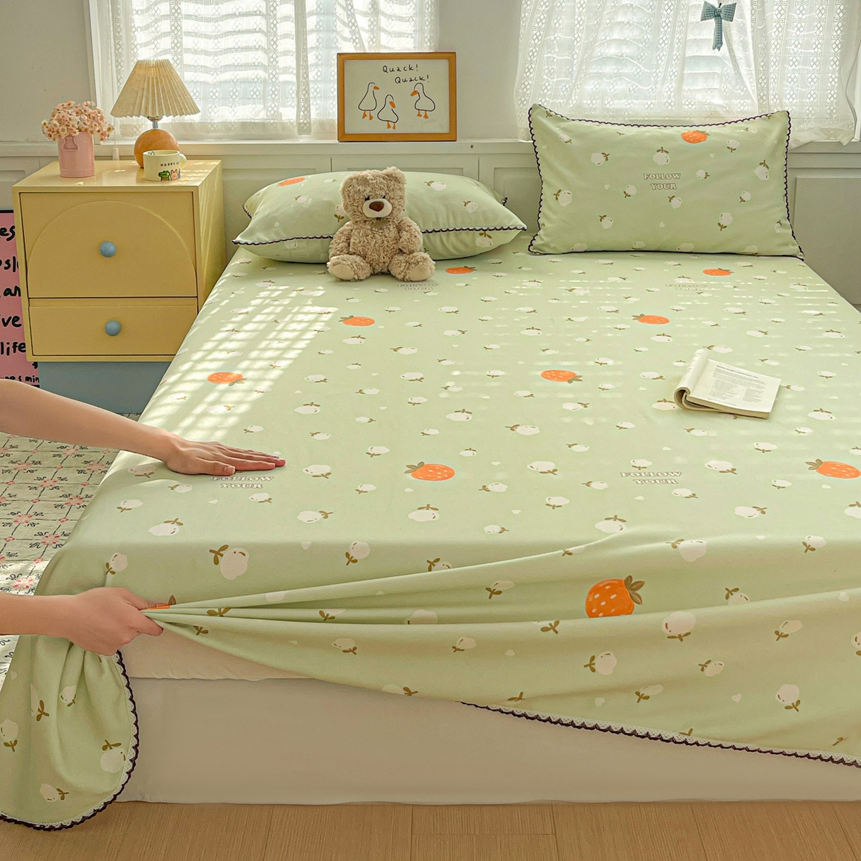 91家纺网 家纺一手货源 找家纺 纽缦家纺 2026新款舒适透气细沙卡通印花花边老粗布床单凉席席子 清香莓果-绿