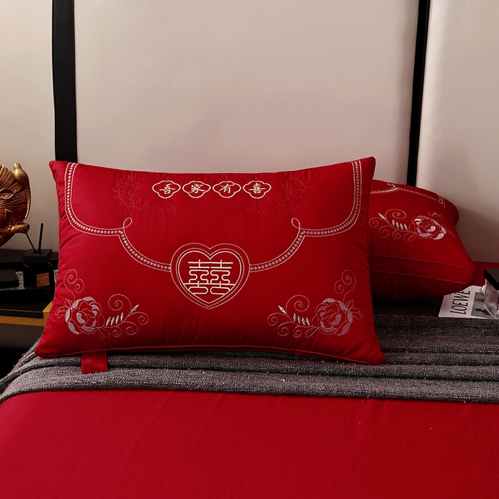 91家纺网 家纺一手货源 找家纺 （总）糖果枕芯 2026新款婚庆结婚大红枕芯喜庆婚庆新人新娘新郎结婚专用枕芯