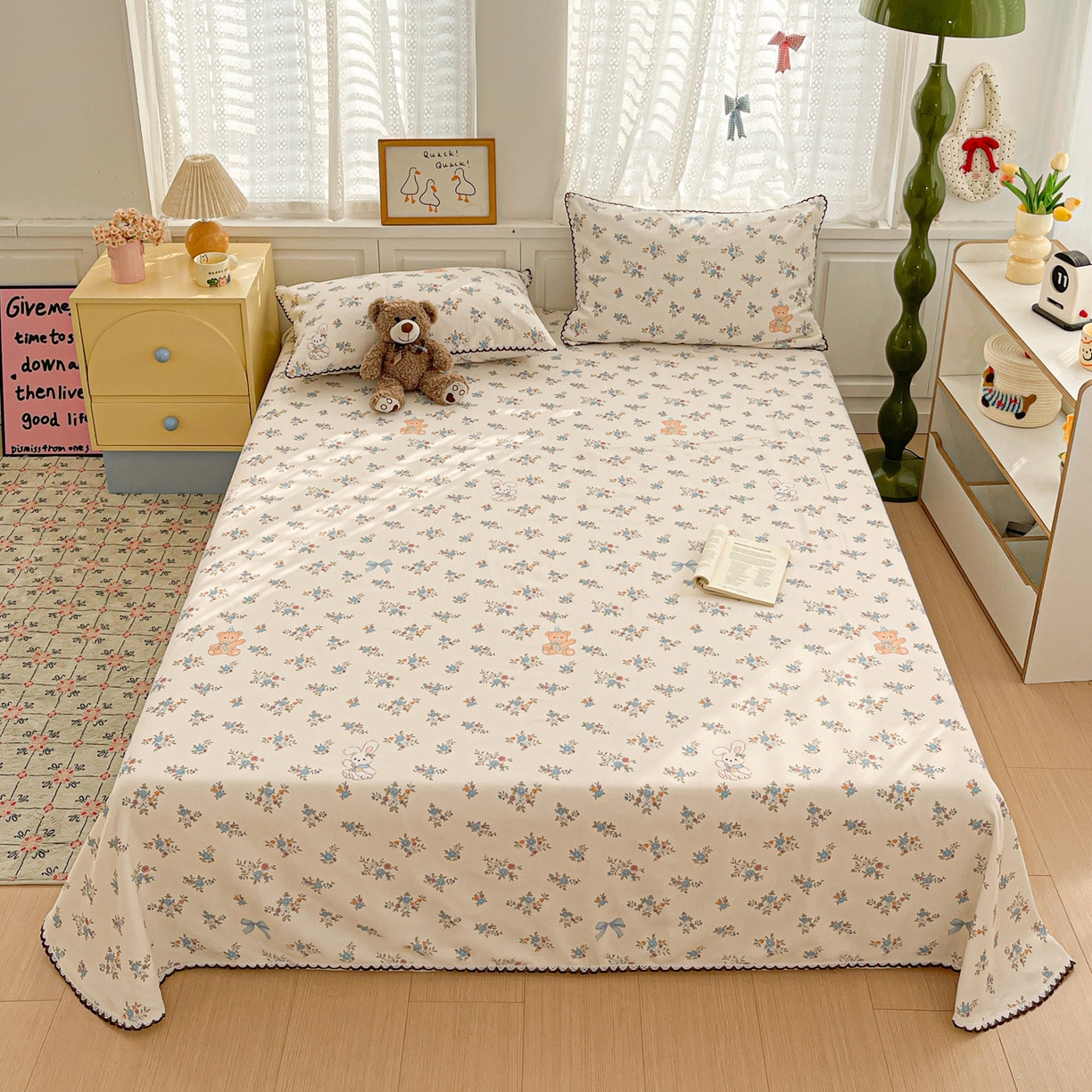 91家纺网 家纺一手货源 找家纺 纽缦家纺 2026新款舒适透气细沙卡通印花花边老粗布床单凉席席子 苏莉熊-米