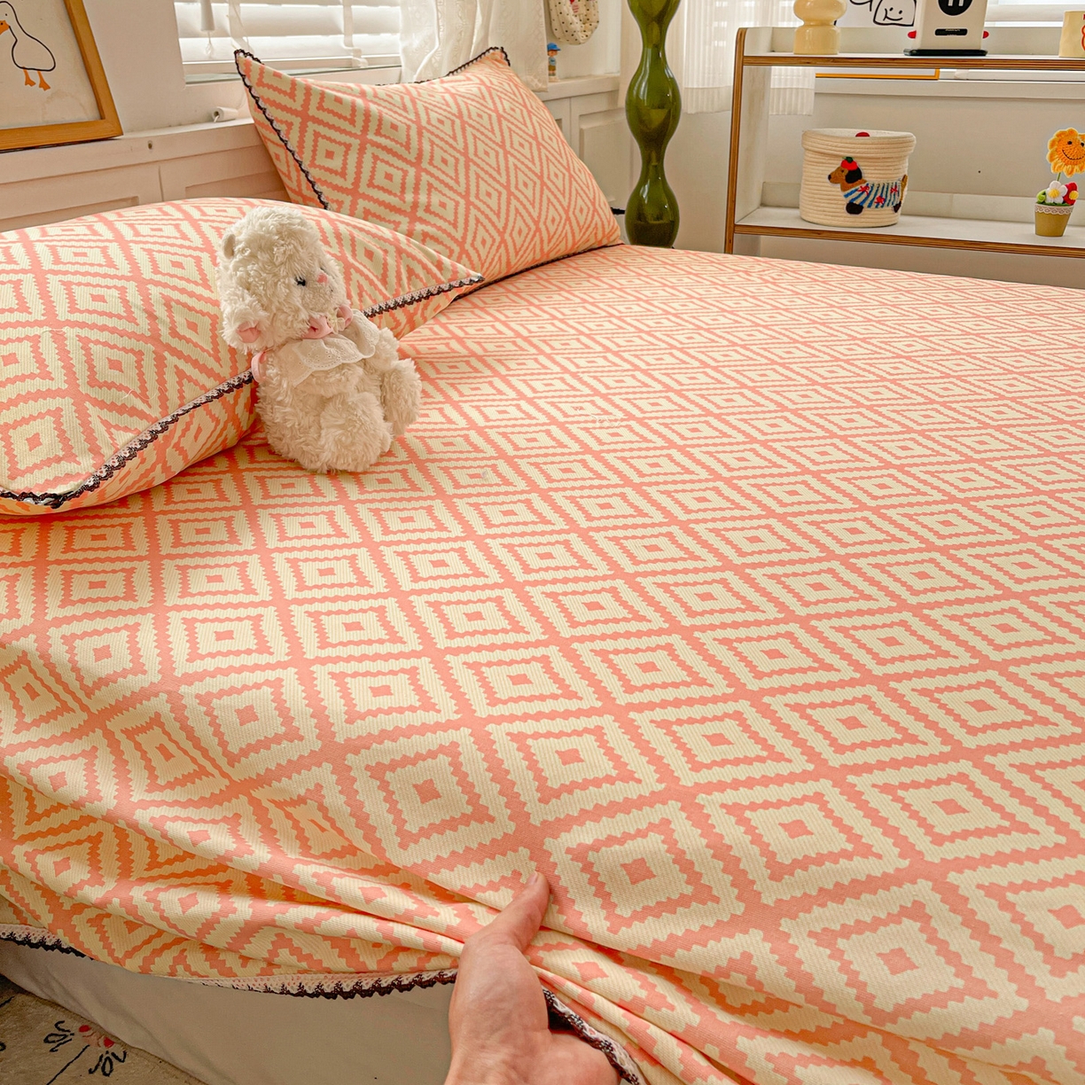 91家纺网 家纺一手货源 找家纺 纽缦家纺 2026新款舒适透气细沙卡通印花花边老粗布床单凉席席子 图文迷宫-黄