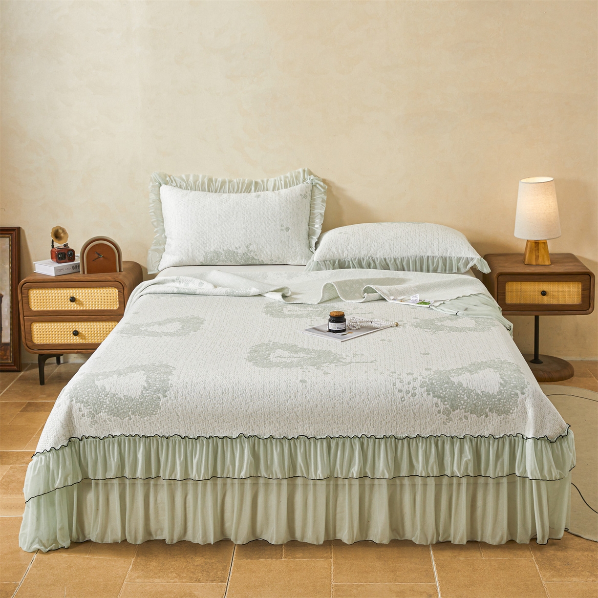 91家纺网 家纺一手货源 找家纺 恒爱家纺 2026新款南极豆超细旦软席三件套 甜蜜生活-绿