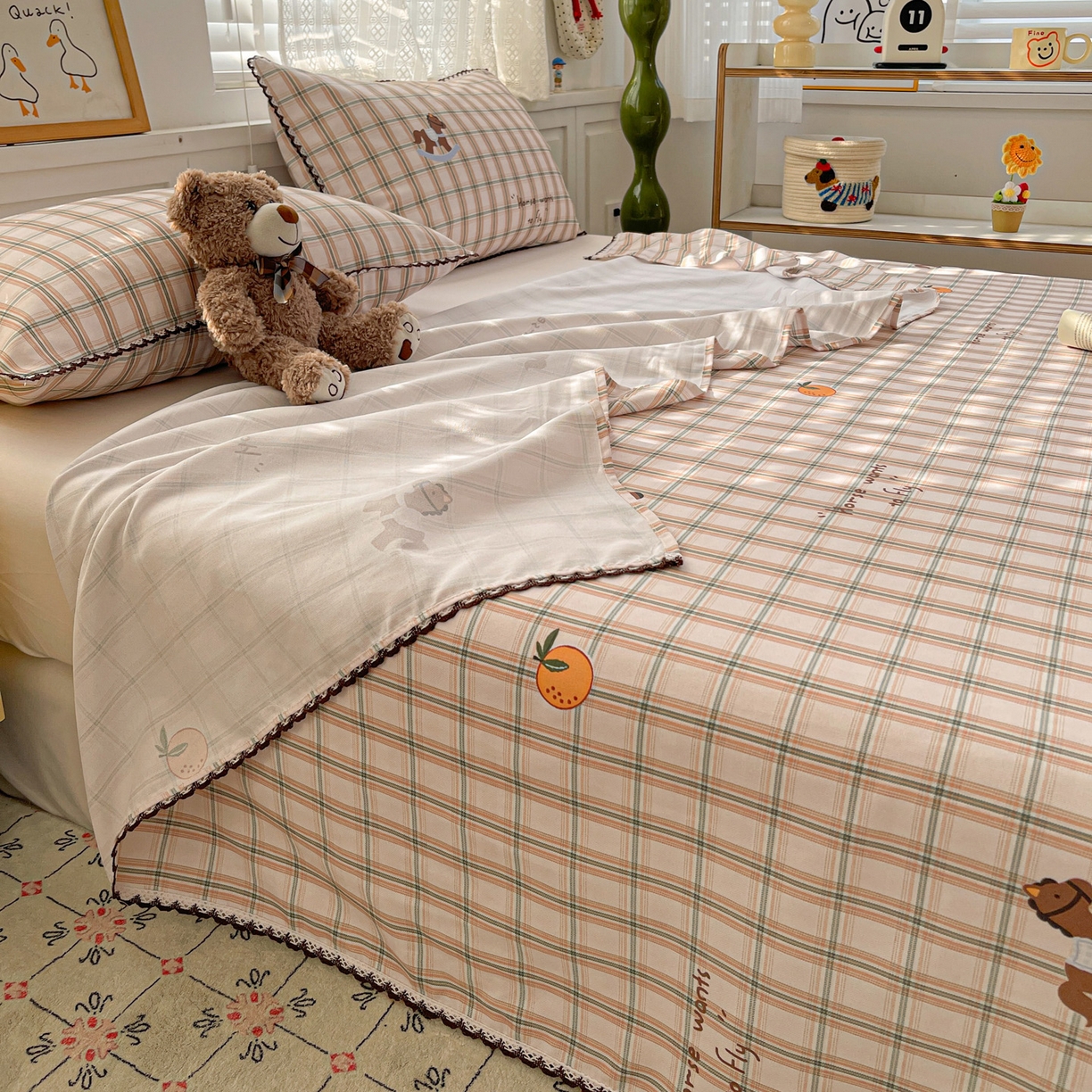 91家纺网 家纺一手货源 找家纺 纽缦家纺 2026新款舒适透气细沙卡通印花花边老粗布床单凉席席子 小木马-咖