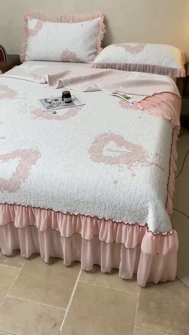 91家纺网 家纺一手货源 找家纺 恒爱家纺 2026新款南极豆超细旦软席三件套 甜蜜生活-豆沙