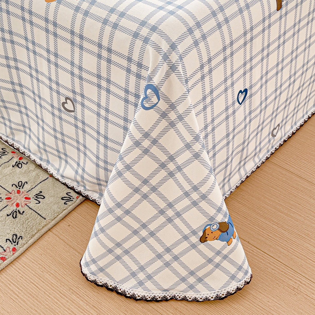 91家纺网 家纺一手货源 找家纺 纽缦家纺 2026新款舒适透气细沙卡通印花花边老粗布床单凉席席子 英伦小狗-蓝