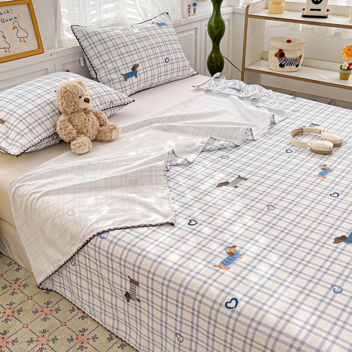 91家纺网 家纺一手货源 找家纺 纽缦家纺 2026新款舒适透气细沙卡通印花花边老粗布床单凉席席子 英伦小狗-蓝