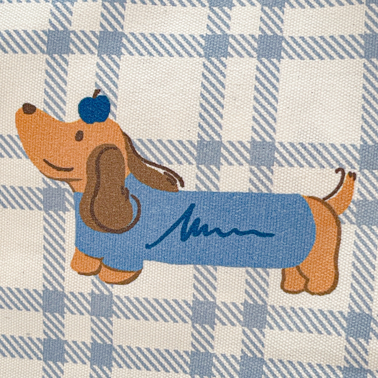 91家纺网 家纺一手货源 找家纺 纽缦家纺 2026新款舒适透气细沙卡通印花花边老粗布床单凉席席子 英伦小狗-蓝