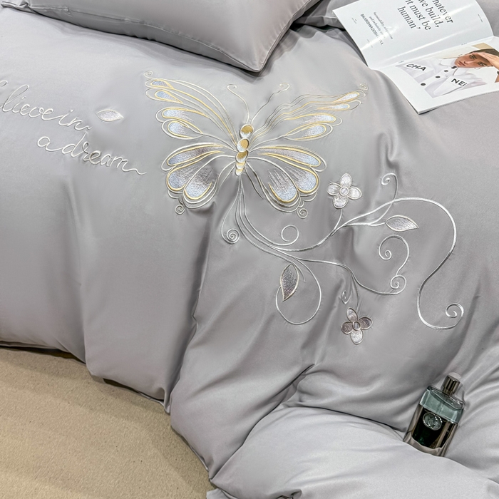 91家纺网 家纺一手货源 找家纺 七七家纺 2026新款加厚精工刺绣四件套-蝶舞 蝶舞-银灰