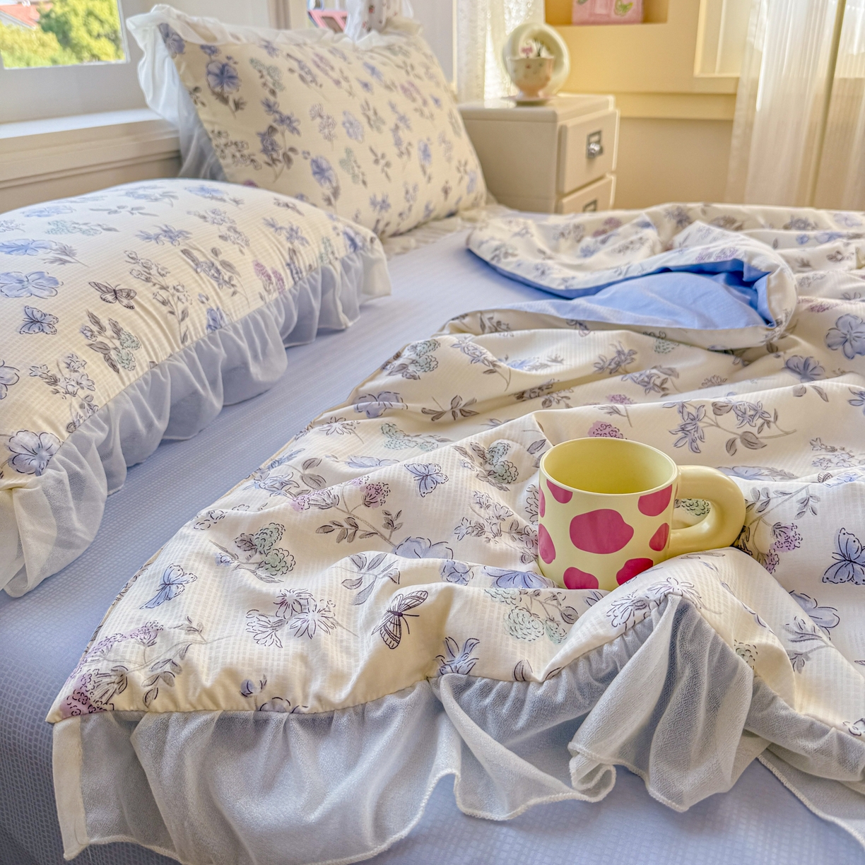 91家纺网 家纺一手货源 找家纺 赛丽雅 2026新款美人纱法式花边夏被四件套凉感冰丝提花单双人夏被系列夏凉被空调被 春也