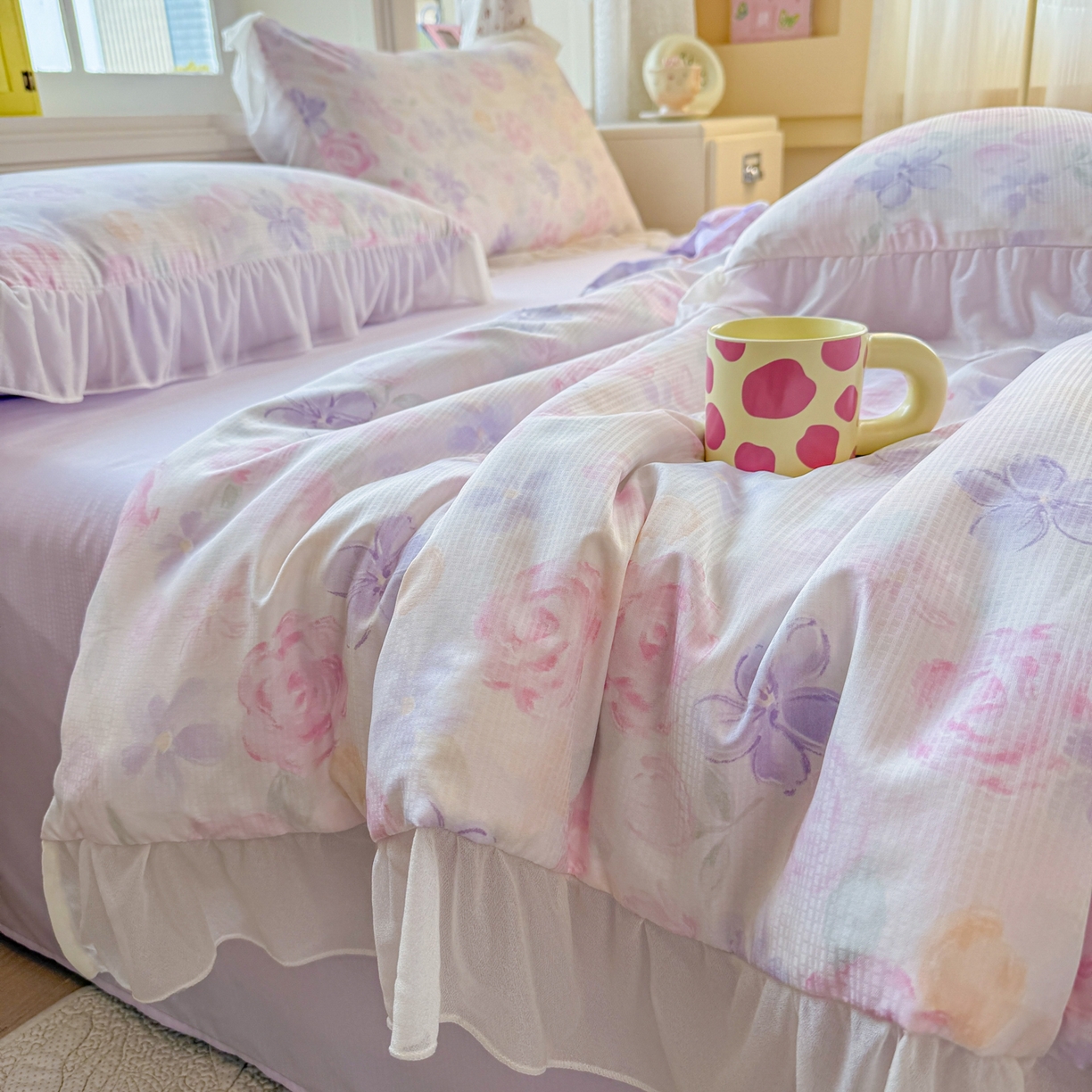 91家纺网 家纺一手货源 找家纺 赛丽雅 2026新款美人纱法式花边夏被四件套凉感冰丝提花单双人夏被系列夏凉被空调被 恬梦