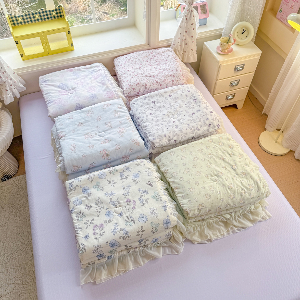 91家纺网 家纺一手货源 找家纺 赛丽雅 2026新款美人纱法式花边夏被四件套凉感冰丝提花单双人夏被系列夏凉被空调被 恬梦