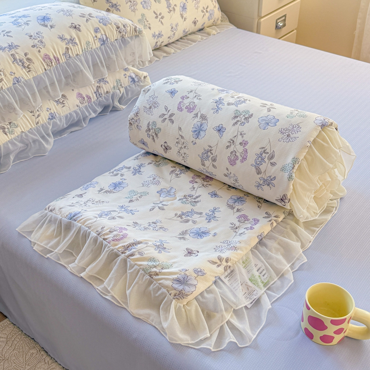 91家纺网 家纺一手货源 找家纺 赛丽雅 2026新款美人纱法式花边夏被四件套凉感冰丝提花单双人夏被系列夏凉被空调被 春也