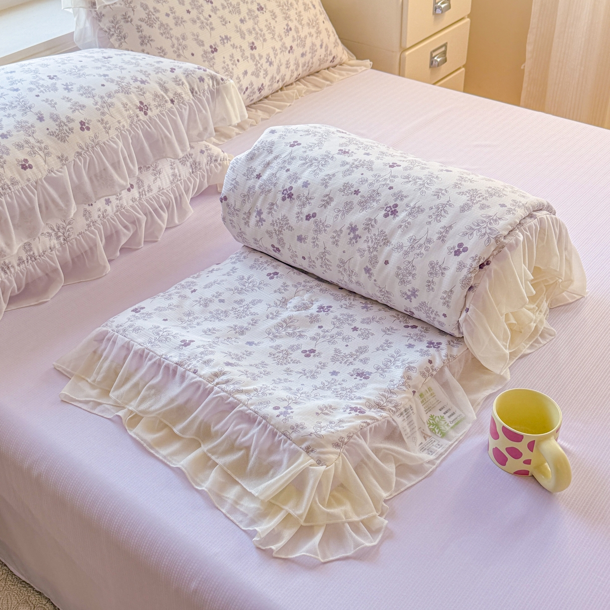 91家纺网 家纺一手货源 找家纺 赛丽雅 2026新款美人纱法式花边夏被四件套凉感冰丝提花单双人夏被系列夏凉被空调被 紫影