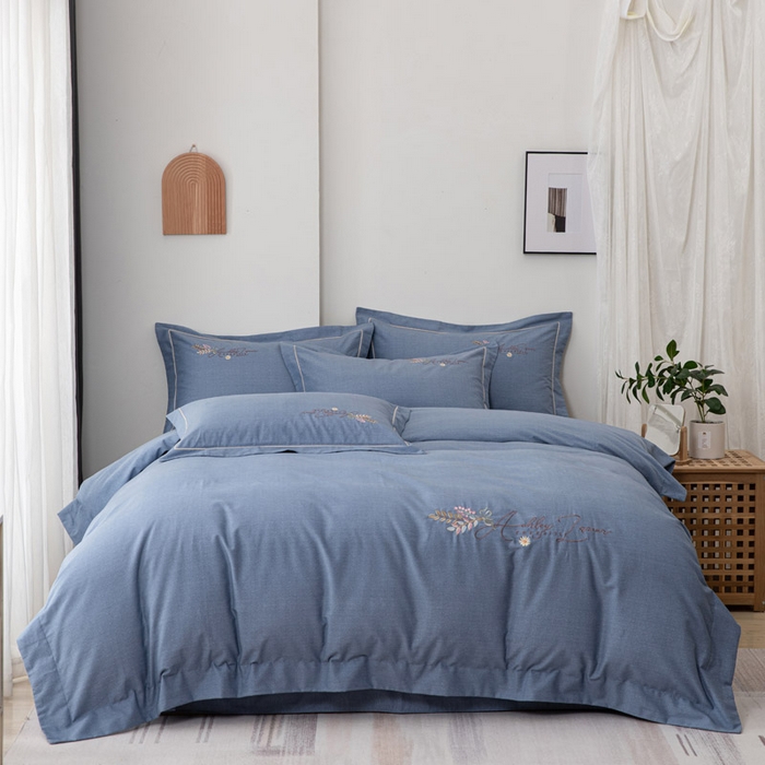 91家纺网 家纺一手货源 找家纺 缘舒家纺 2025新款全棉加厚工艺款绣花磨毛四件套 自由格调-湖蓝