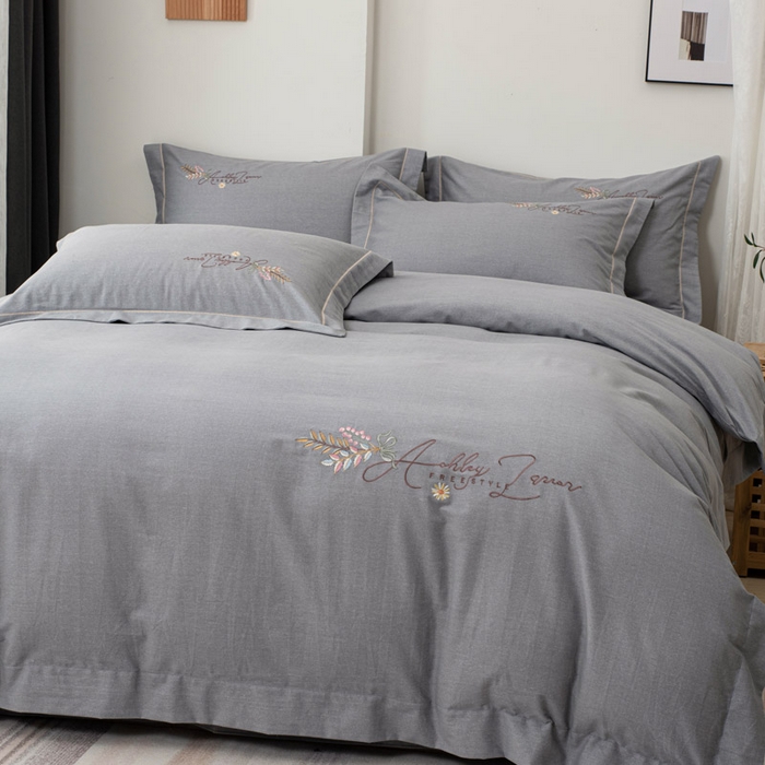 91家纺网 家纺一手货源 找家纺 缘舒家纺 2025新款全棉加厚工艺款绣花磨毛四件套 自由格调-银灰