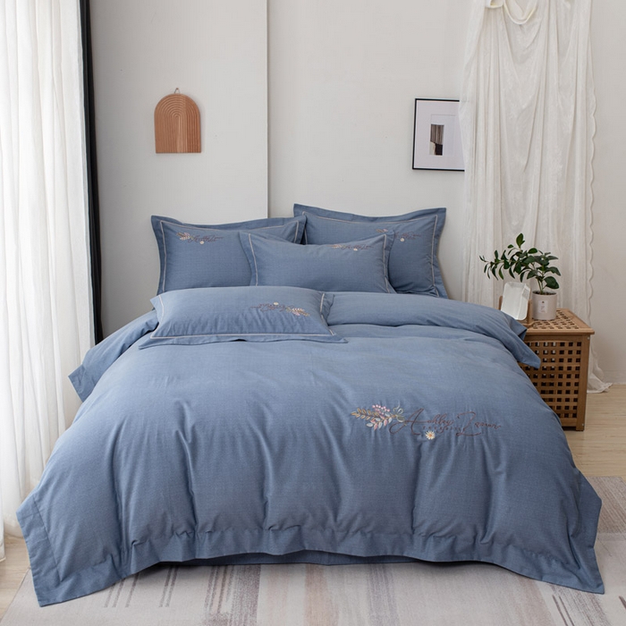 91家纺网 家纺一手货源 找家纺 缘舒家纺 2025新款全棉加厚工艺款绣花磨毛四件套 自由格调-湖蓝