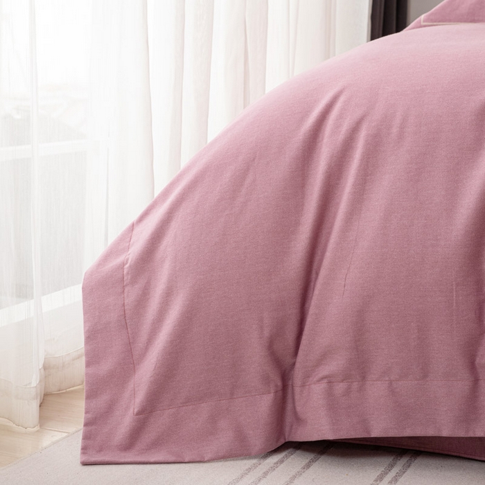 91家纺网 家纺一手货源 找家纺 缘舒家纺 2025新款全棉加厚工艺款绣花磨毛四件套 雪国春语-桃紫