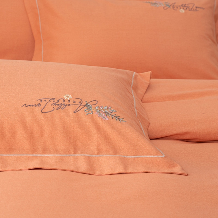 91家纺网 家纺一手货源 找家纺 缘舒家纺 2025新款全棉加厚工艺款绣花磨毛四件套 自由格调-橘色