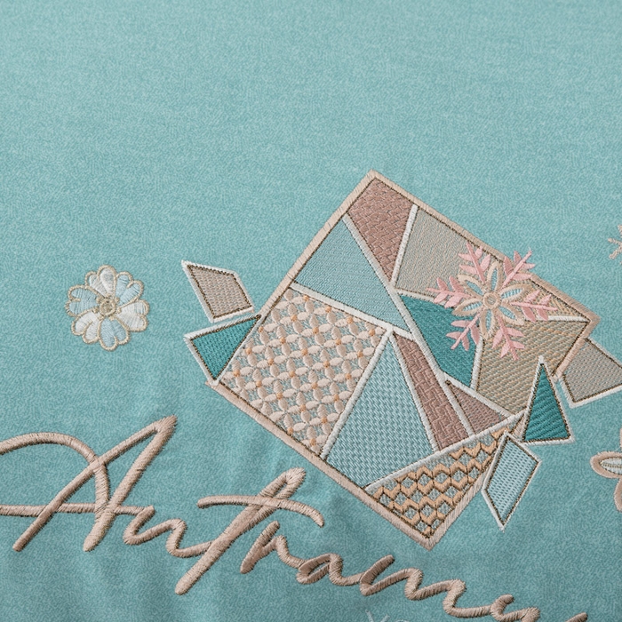 91家纺网 家纺一手货源 找家纺 缘舒家纺 2025新款全棉加厚工艺款绣花磨毛四件套 雪国春语-浅绿