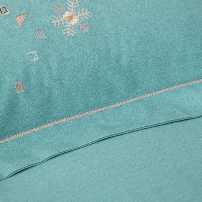 91家纺网 家纺一手货源 找家纺 缘舒家纺 2025新款全棉加厚工艺款绣花磨毛四件套 雪国春语-浅绿