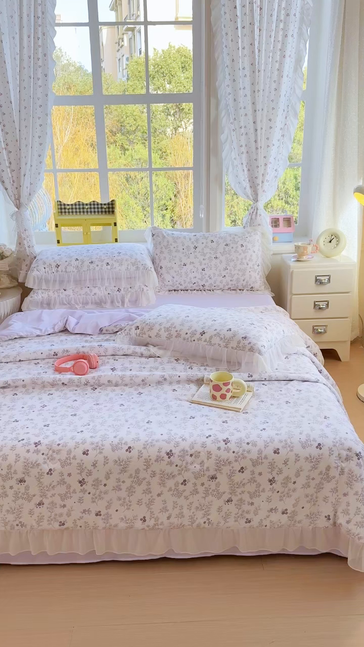 91家纺网 家纺一手货源 找家纺 赛丽雅 2026新款美人纱法式花边夏被四件套凉感冰丝提花单双人夏被系列夏凉被空调被 紫影